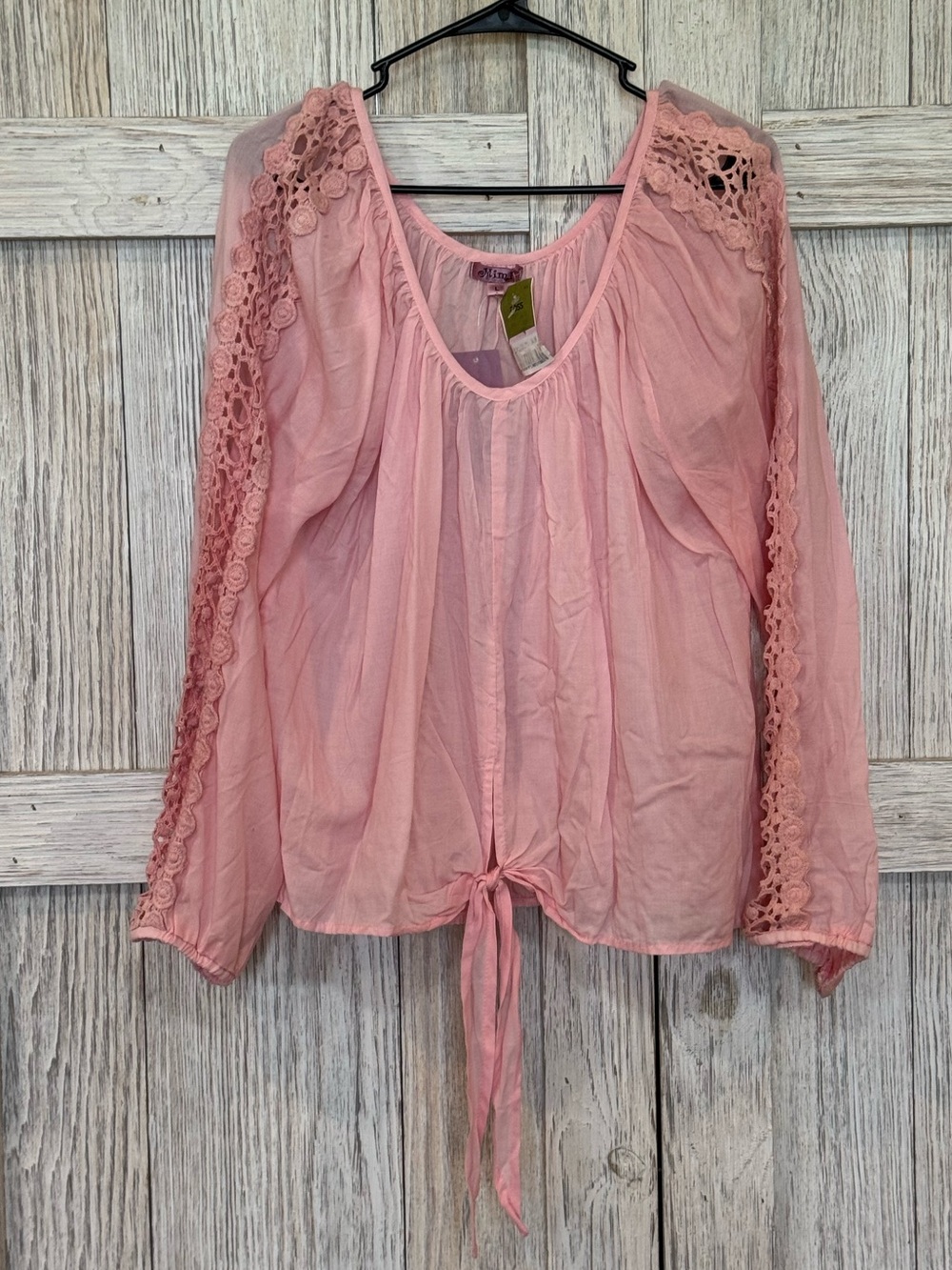 Mimi Women's Pink Lace-Trim Tie-Front Blouse Sz L—small spot on back shoulder.